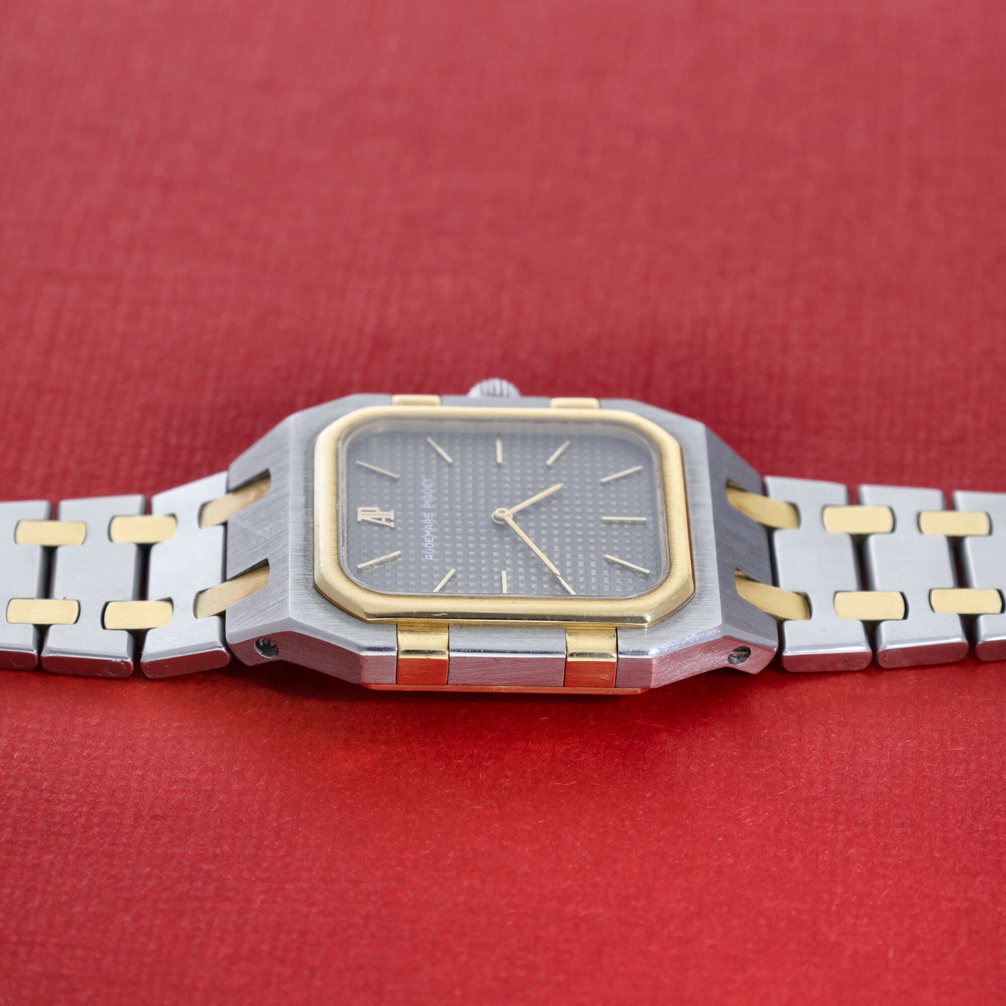 Audemars Piguet Royal Oak Ref. 6009SA Rectangular Quartz Grey Dial