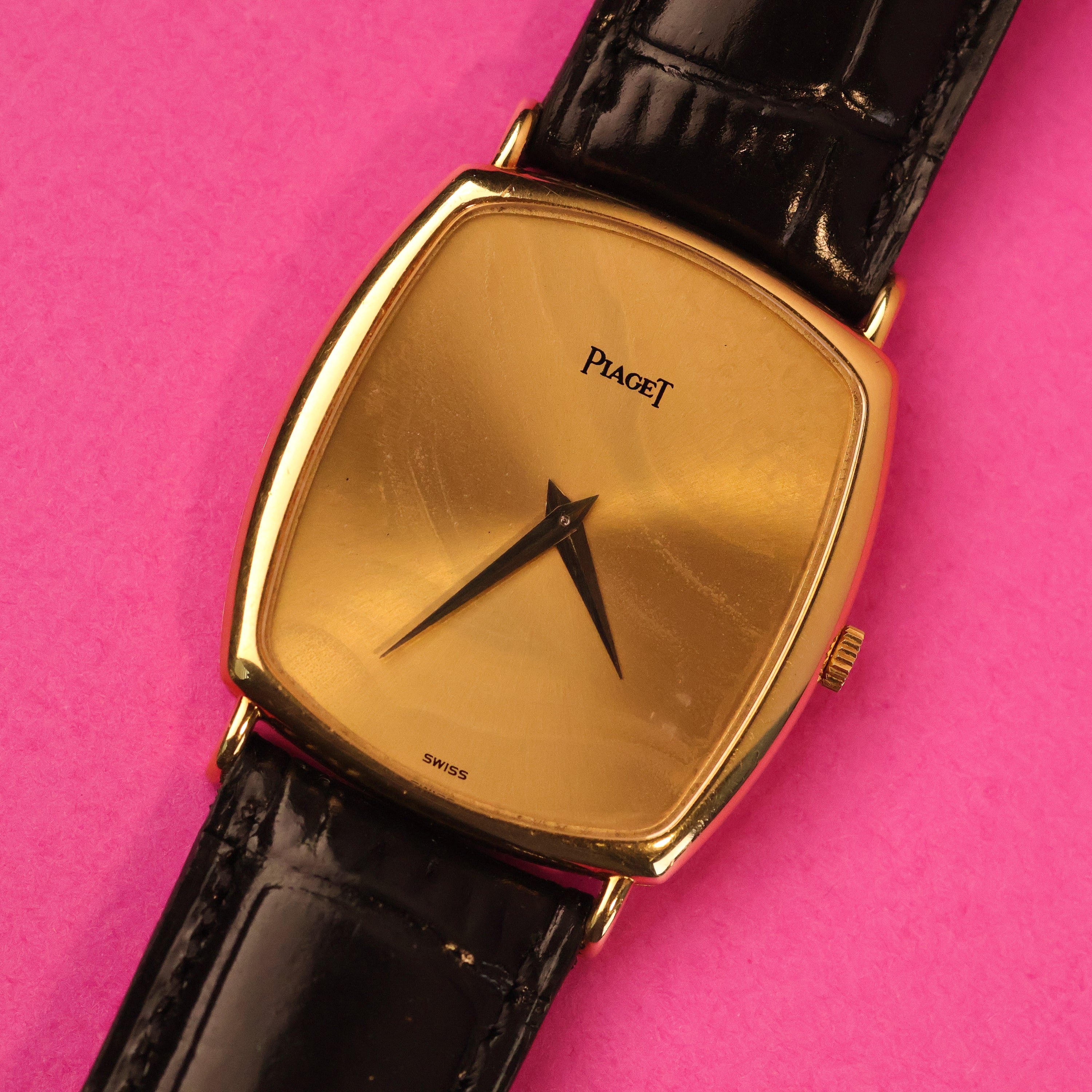 Piaget Ref. 9742 Wavy Patina Champagne Dial With Original Documentation