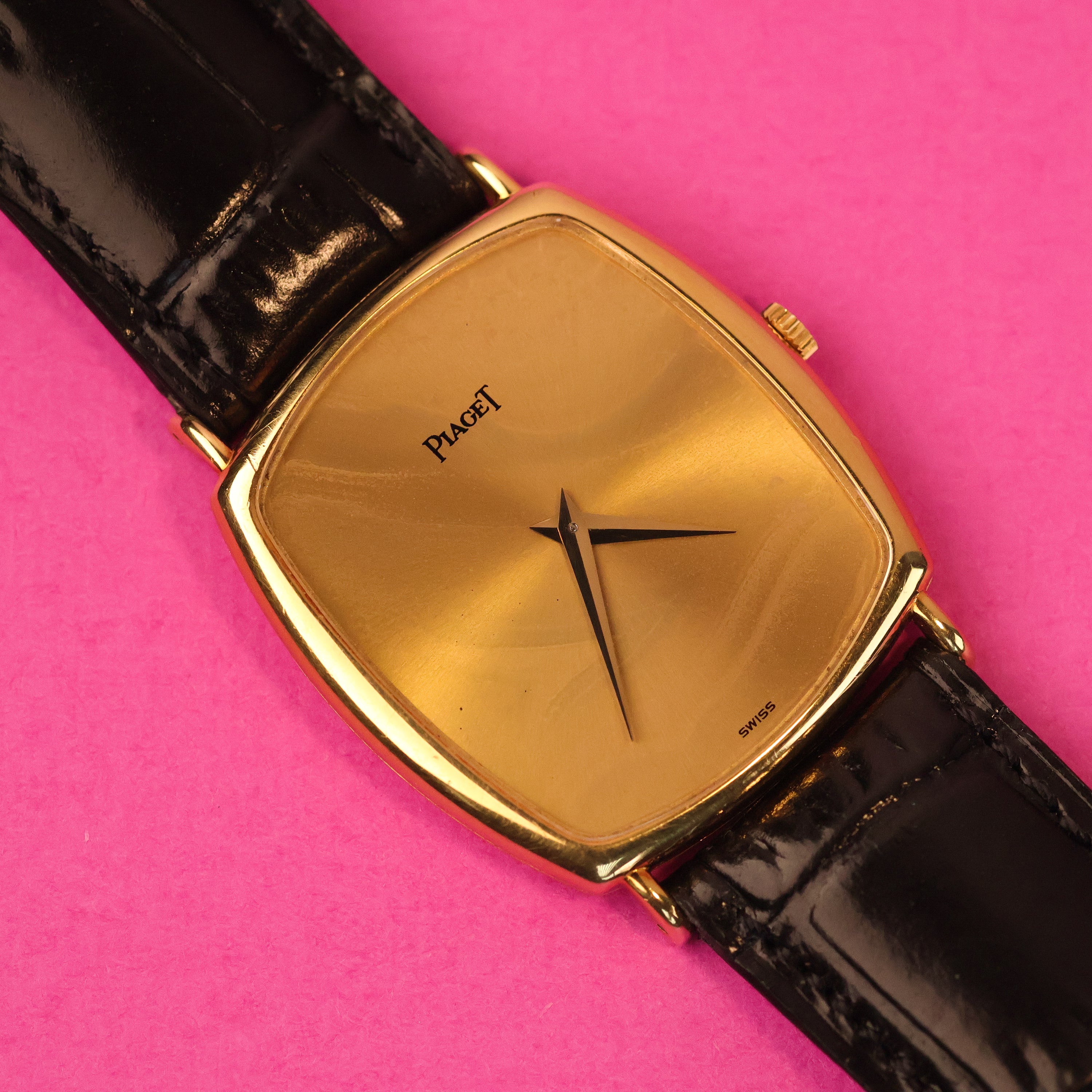 Piaget Ref. 9742 Wavy Patina Champagne Dial With Original Documentation