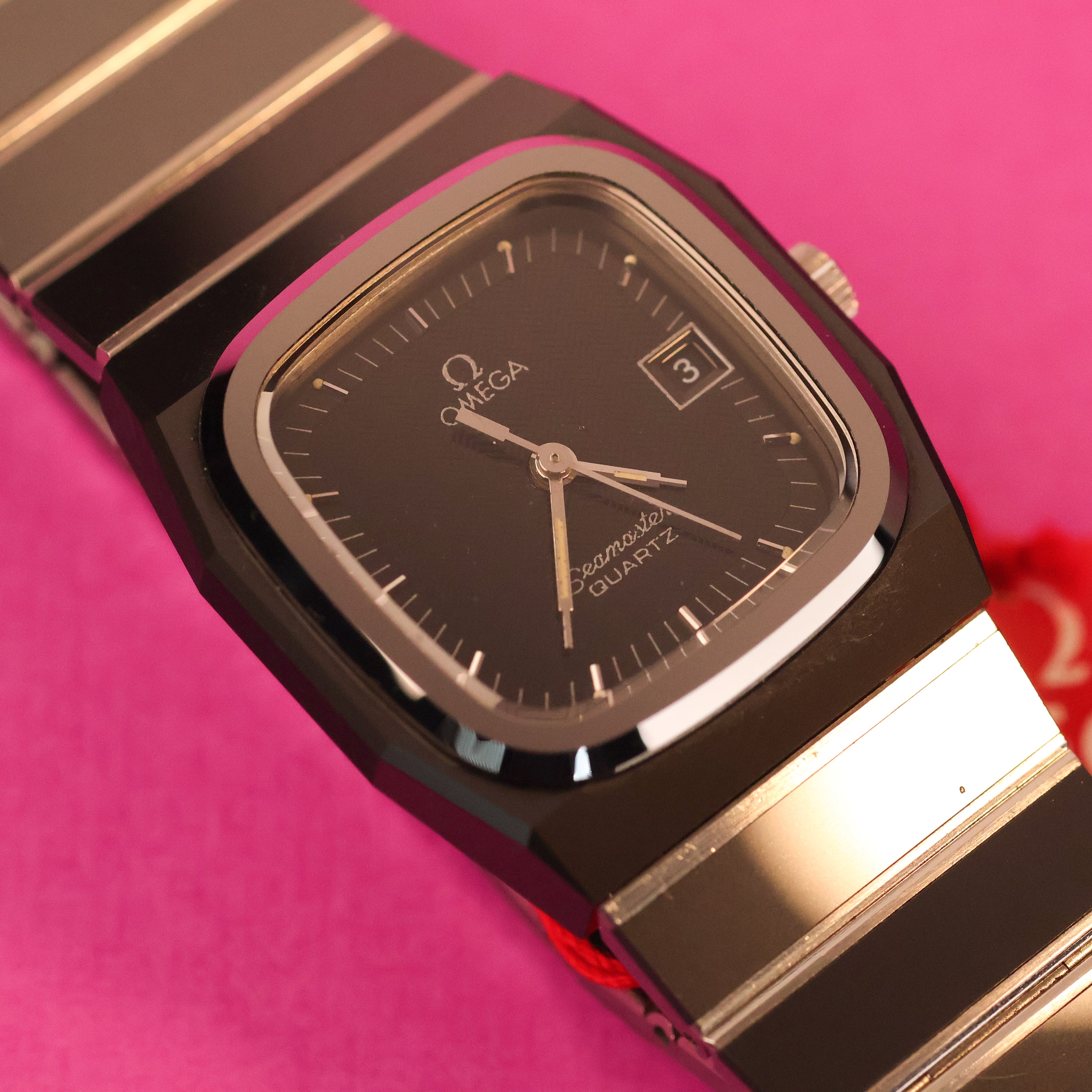 Omega Black Tulip Ceramic Ref. 1960249 Ladies