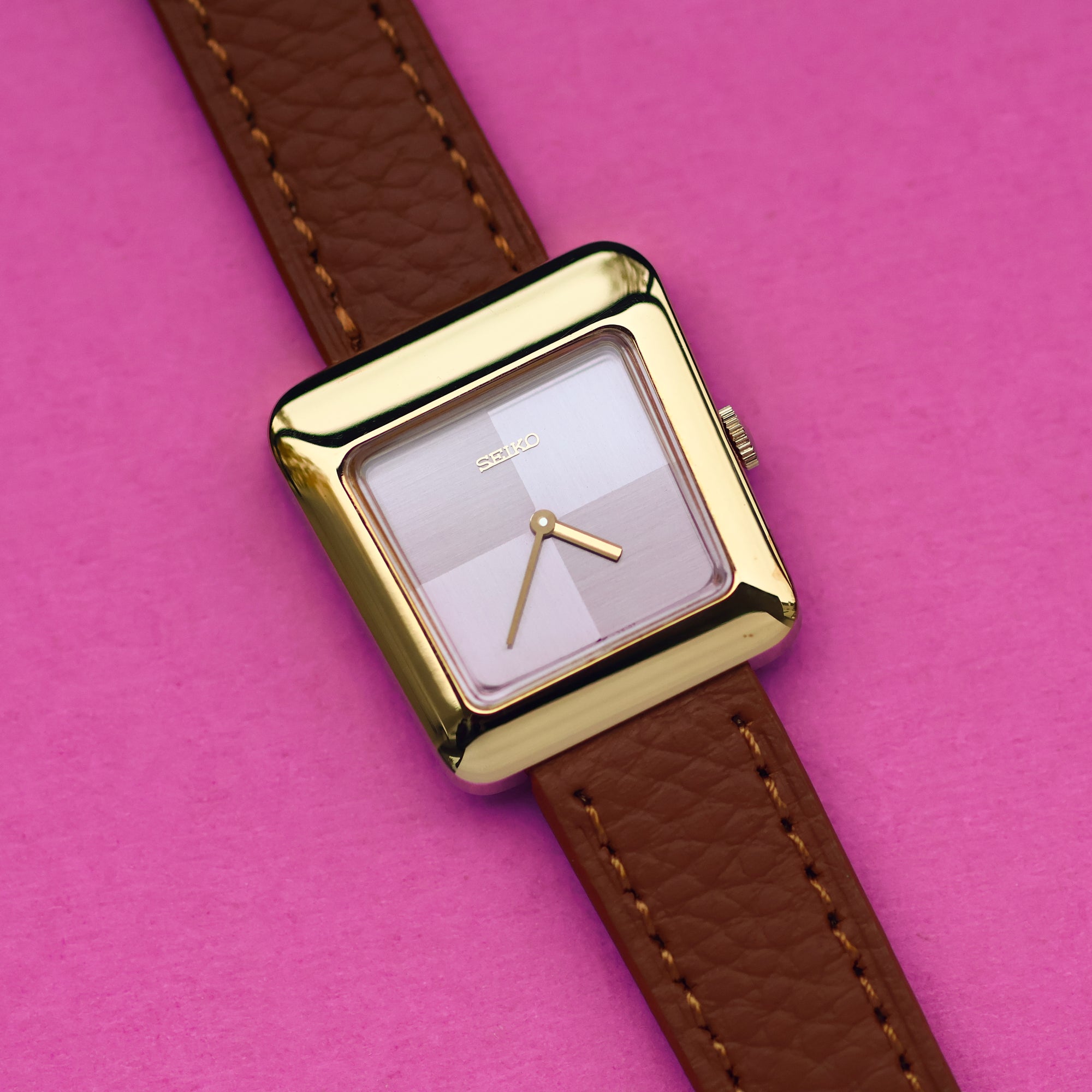 Seiko Trapezoid Ref. 11-4250 Gold Plated Salmon Dial