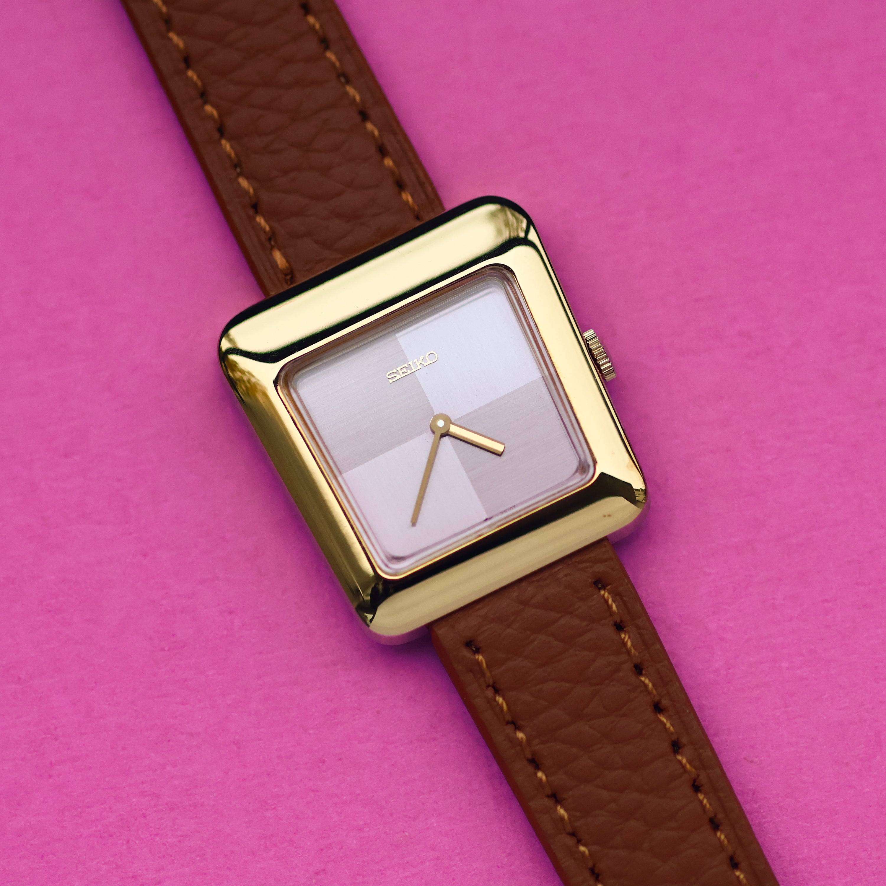 Seiko Trapezoid Ref. 11-4250 Gold Plated Salmon Dial