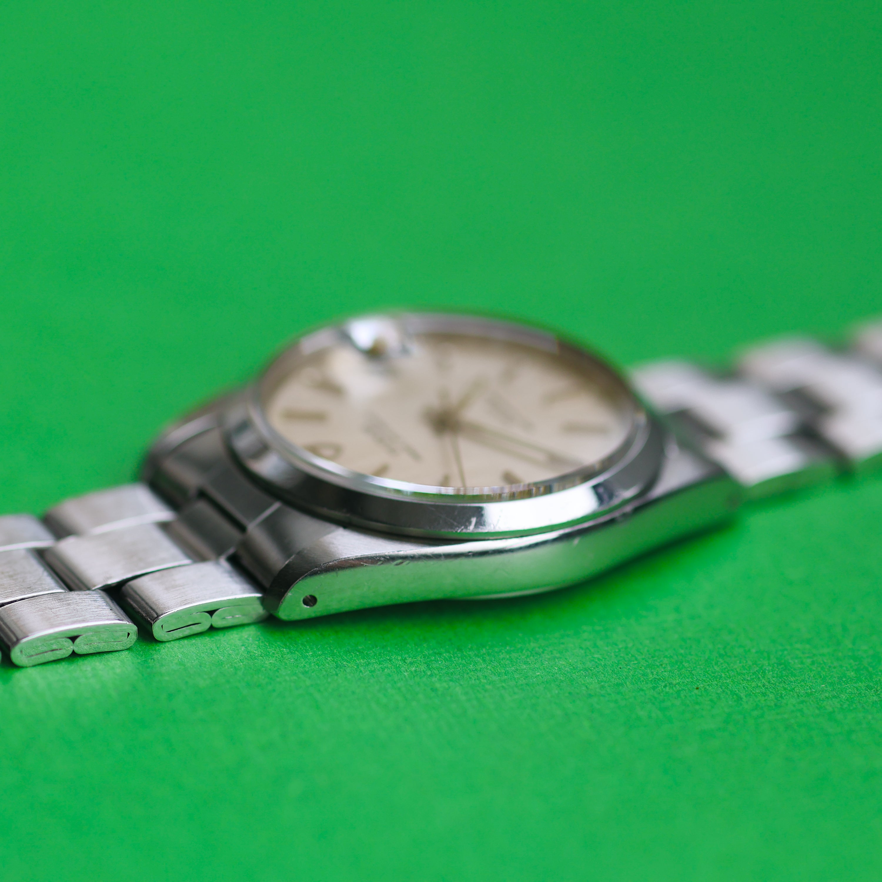 Tudor Oysterdate Ref. 74000N Linen Dial