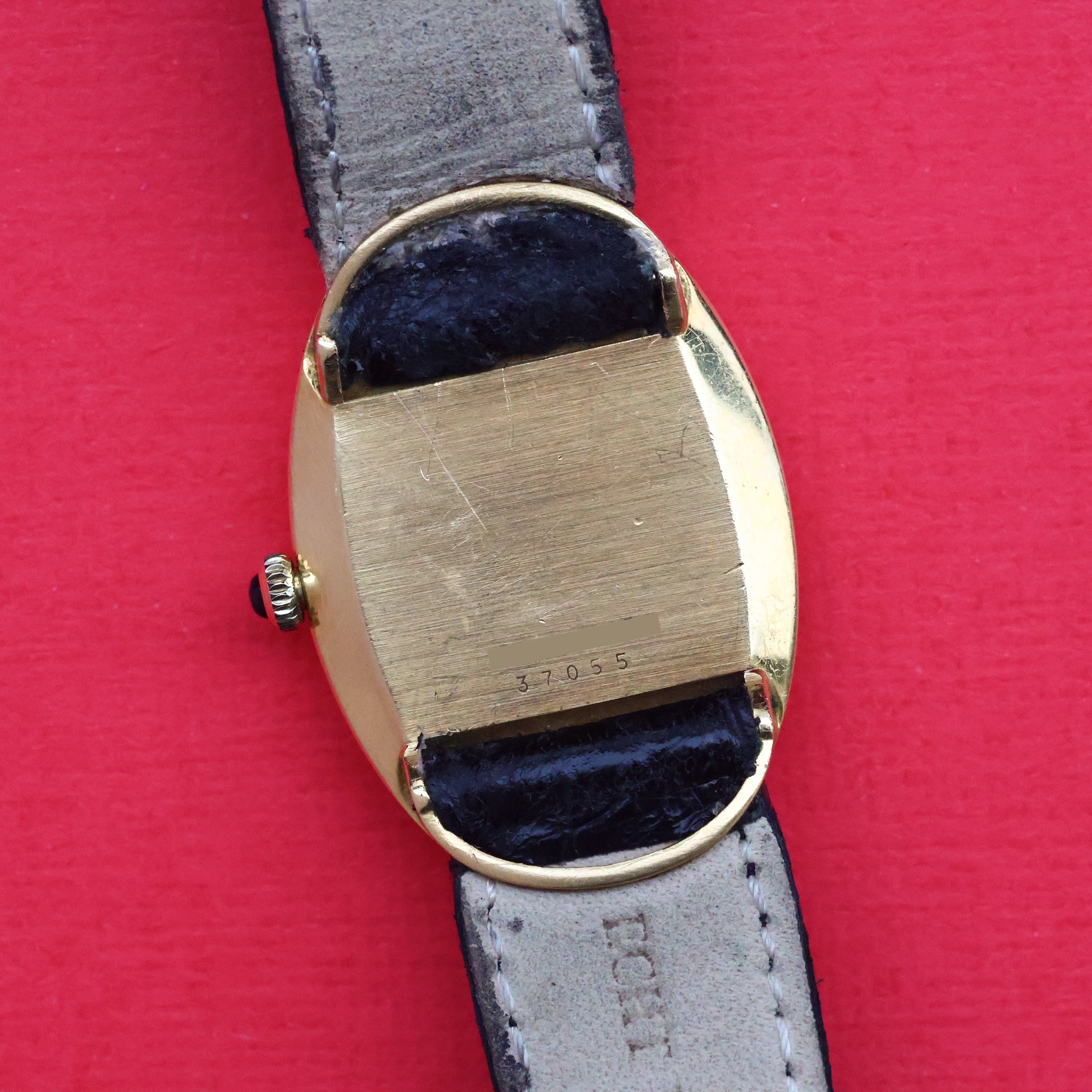 Baume & Mercier 'Baignoire' Ref. 37055 in 18K Yellow Gold