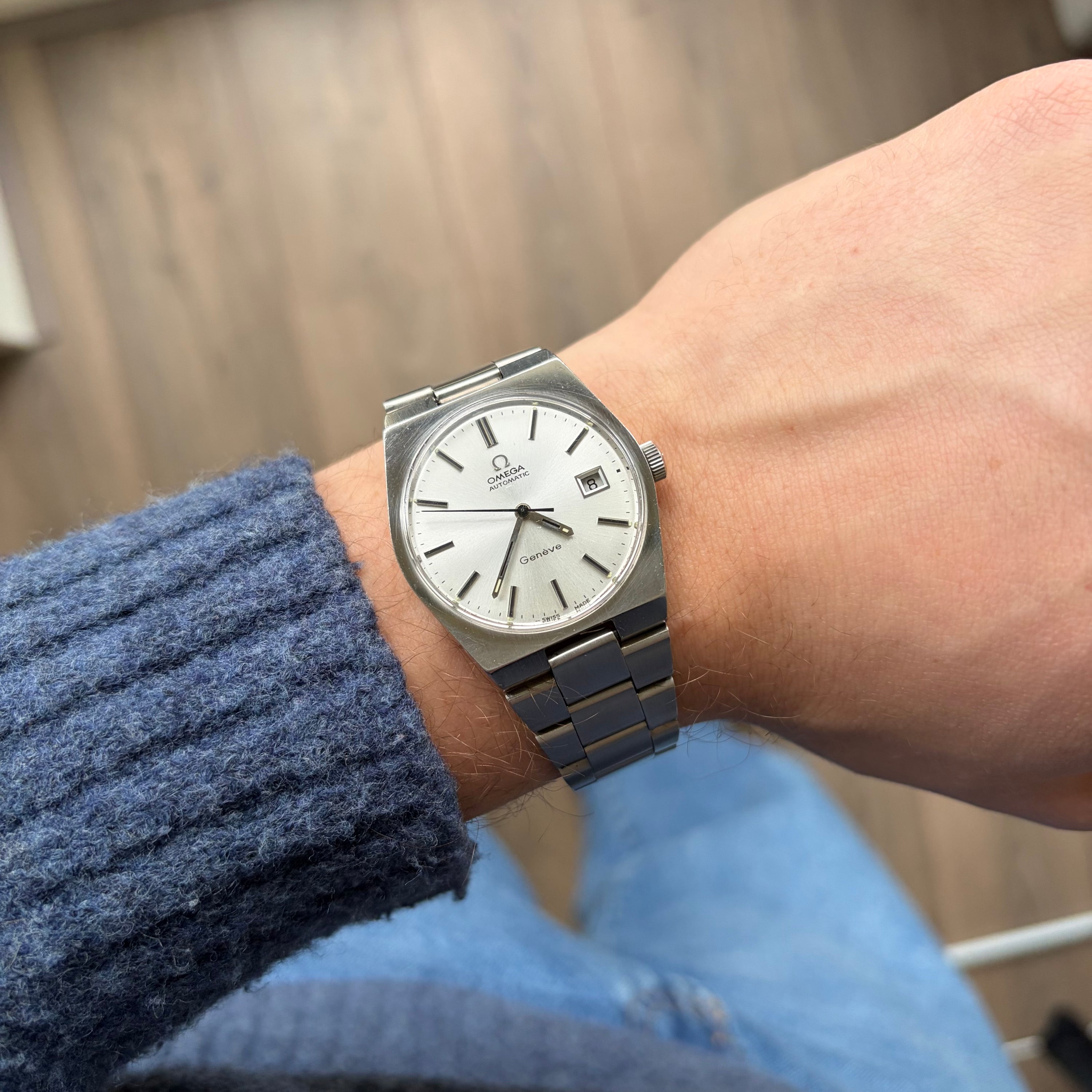 Omega Genève Ref. 166.099 Silver Dial