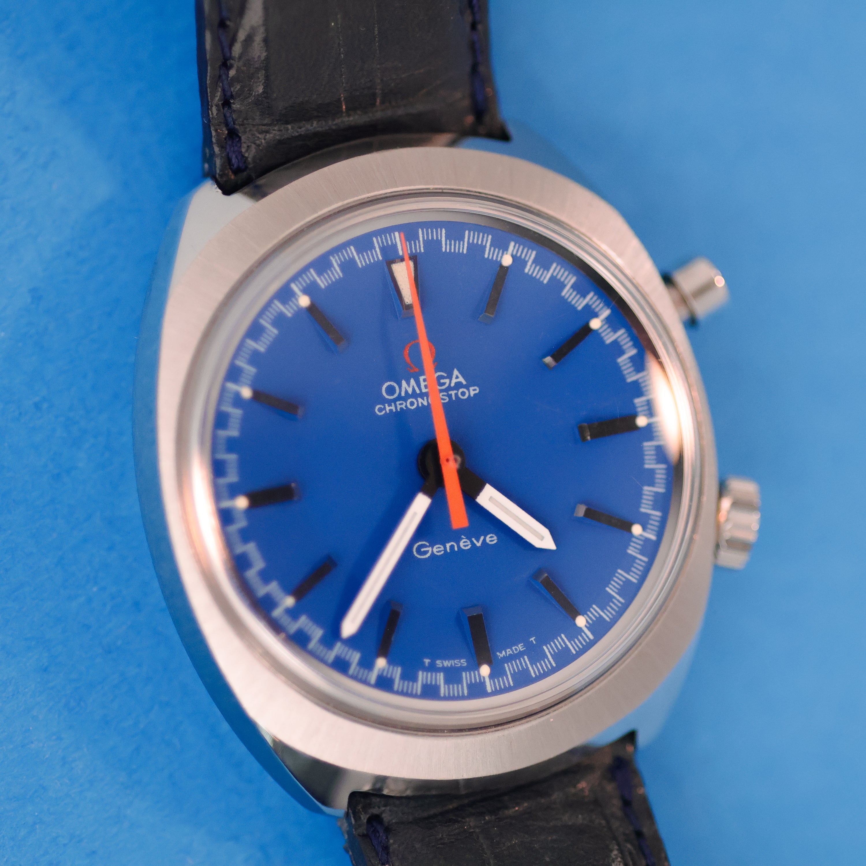 Omega Chronostop Ref. 145.009 Bright Blue Dial