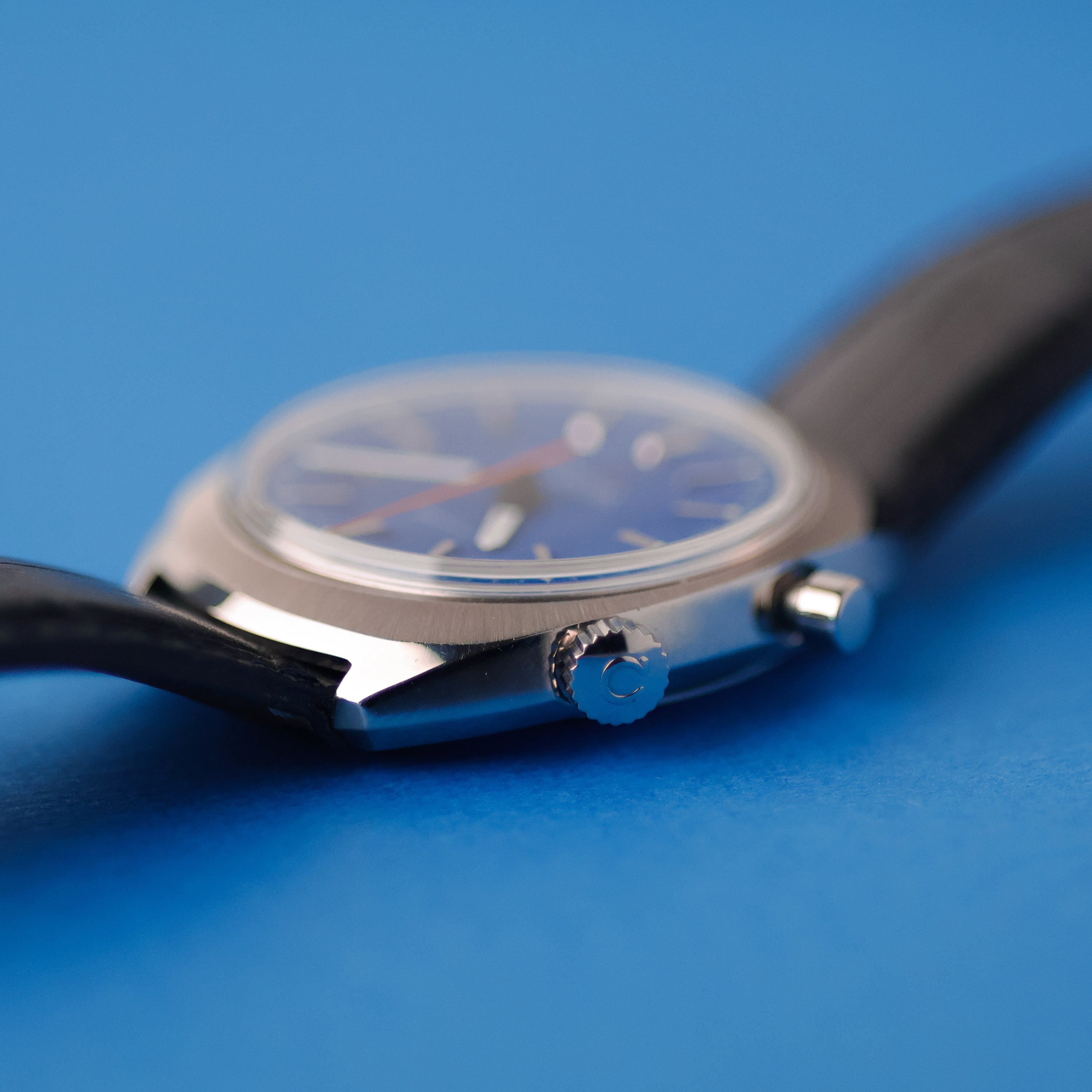 Omega Chronostop Ref. 145.009 Bright Blue Dial