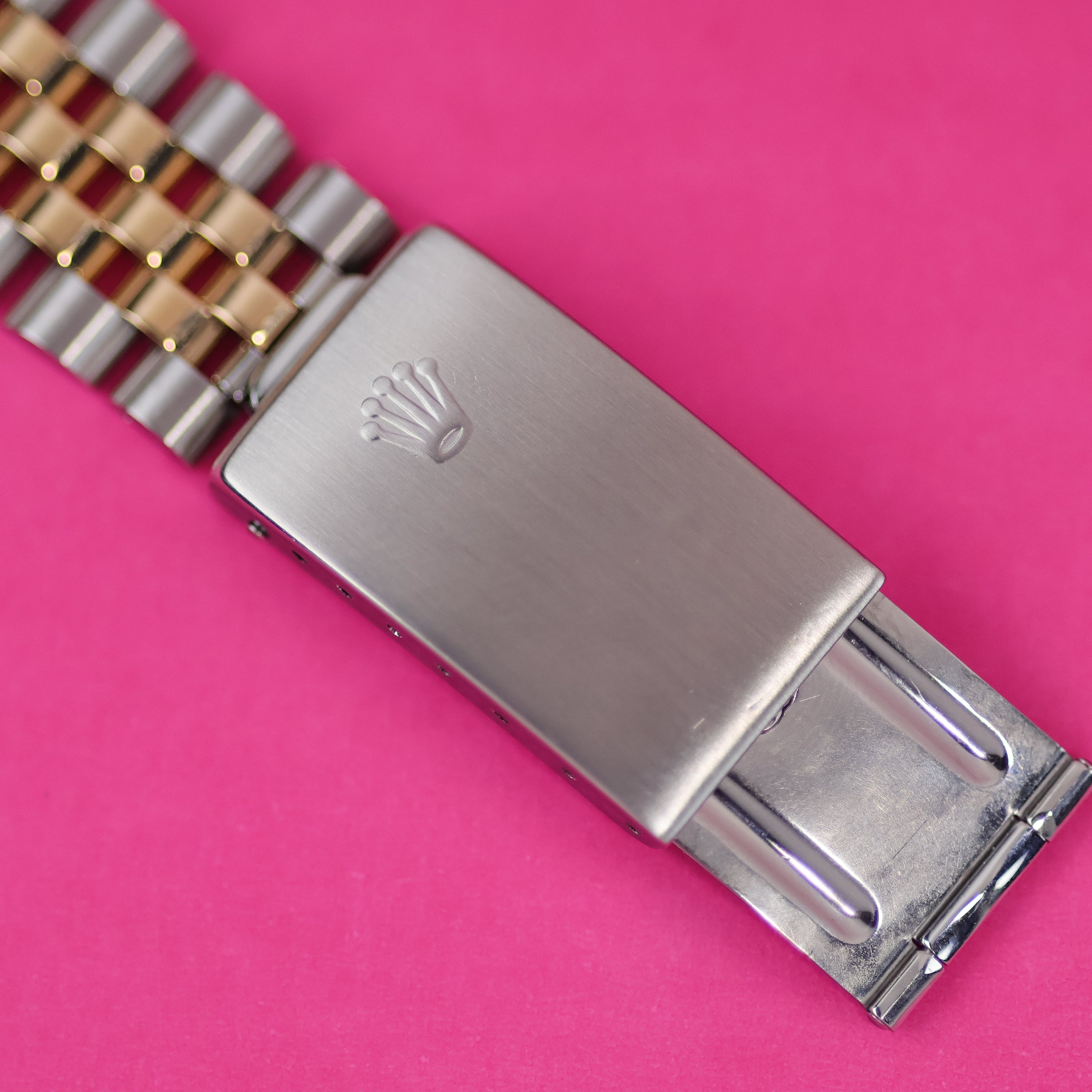 Rolex Datejust Ref. 16233 Steel and Gold Warm Patina Silver Dial