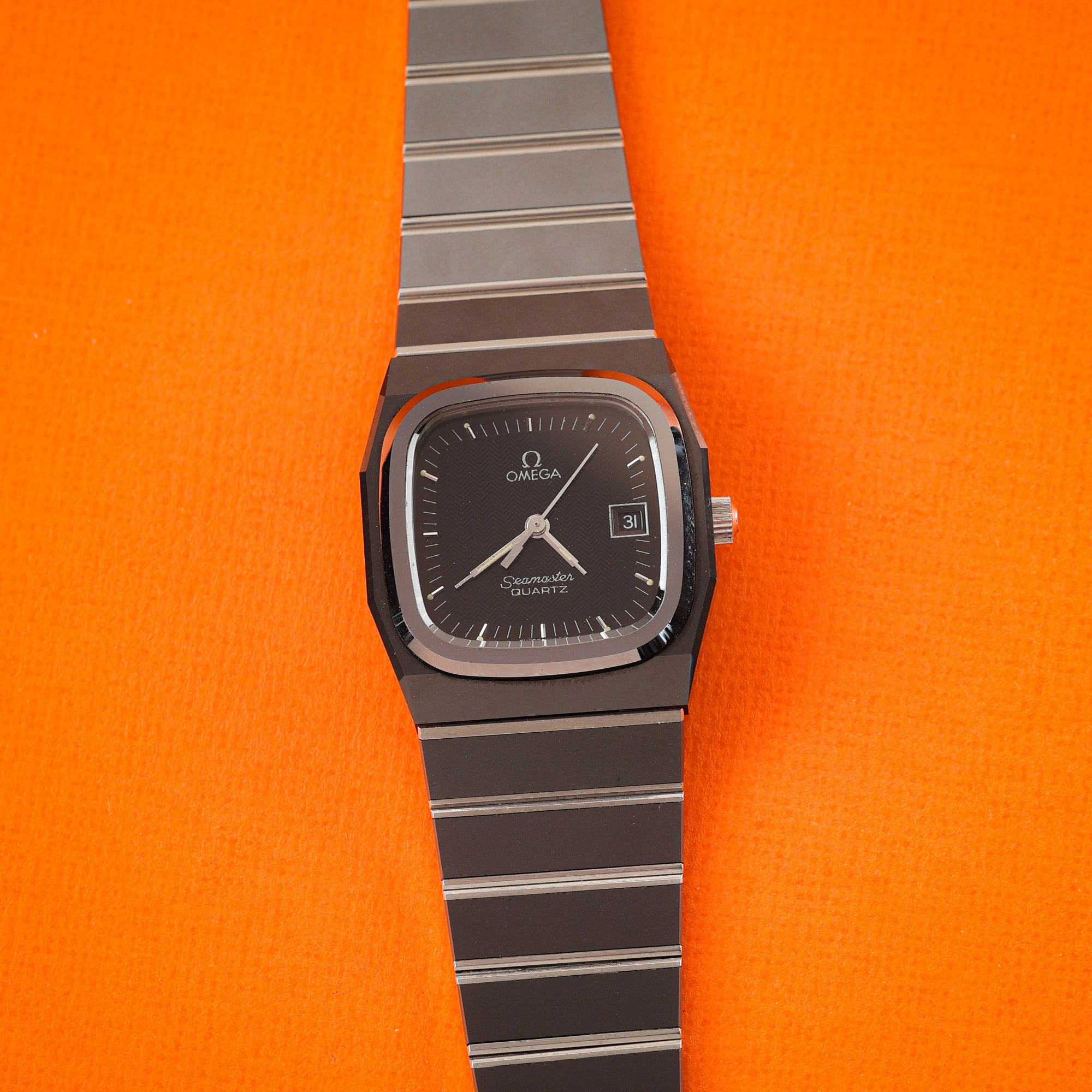 Omega Black Tulip Ceramic Ref. 1960249 Ladies