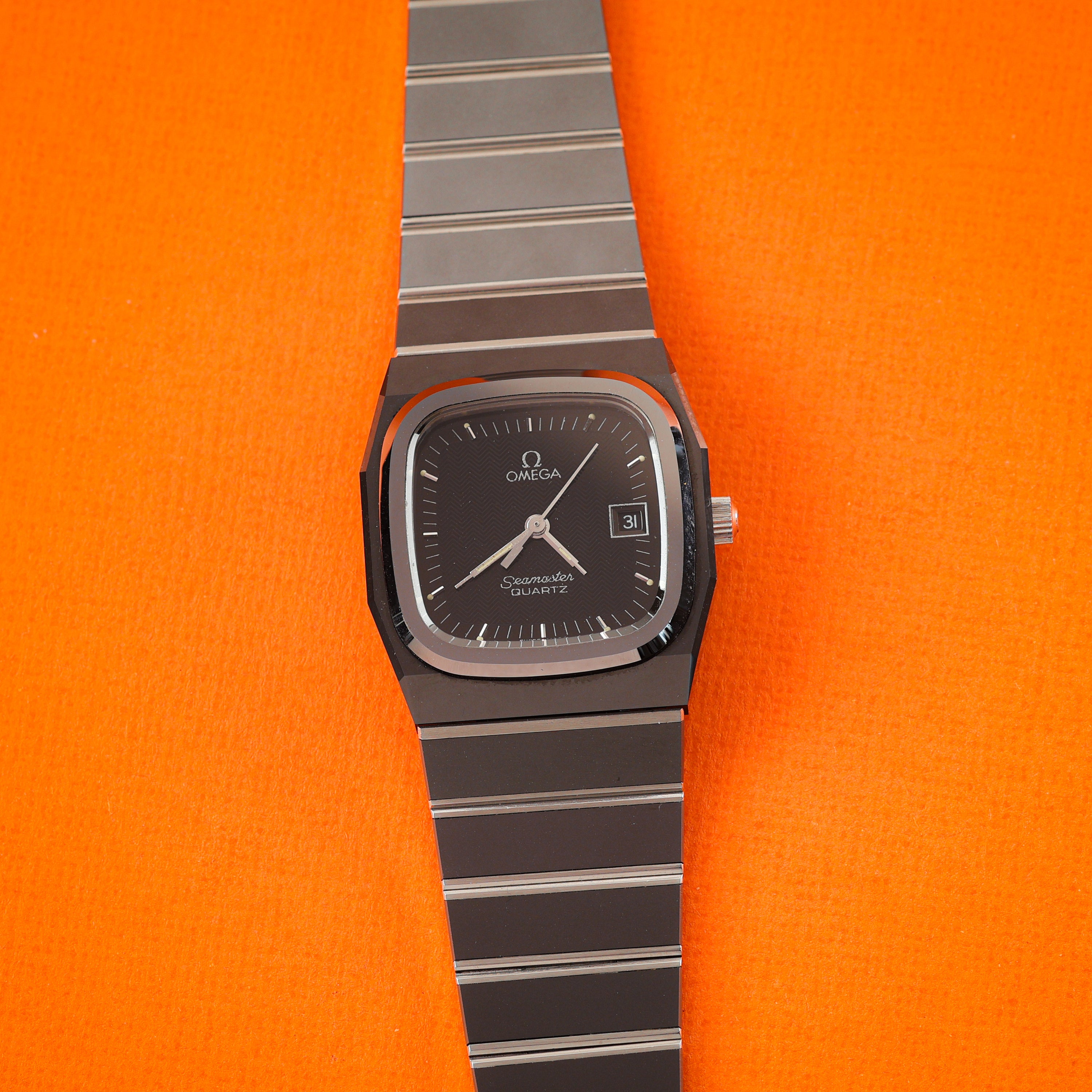 Omega Black Tulip Ceramic Ref. 1960249 Ladies