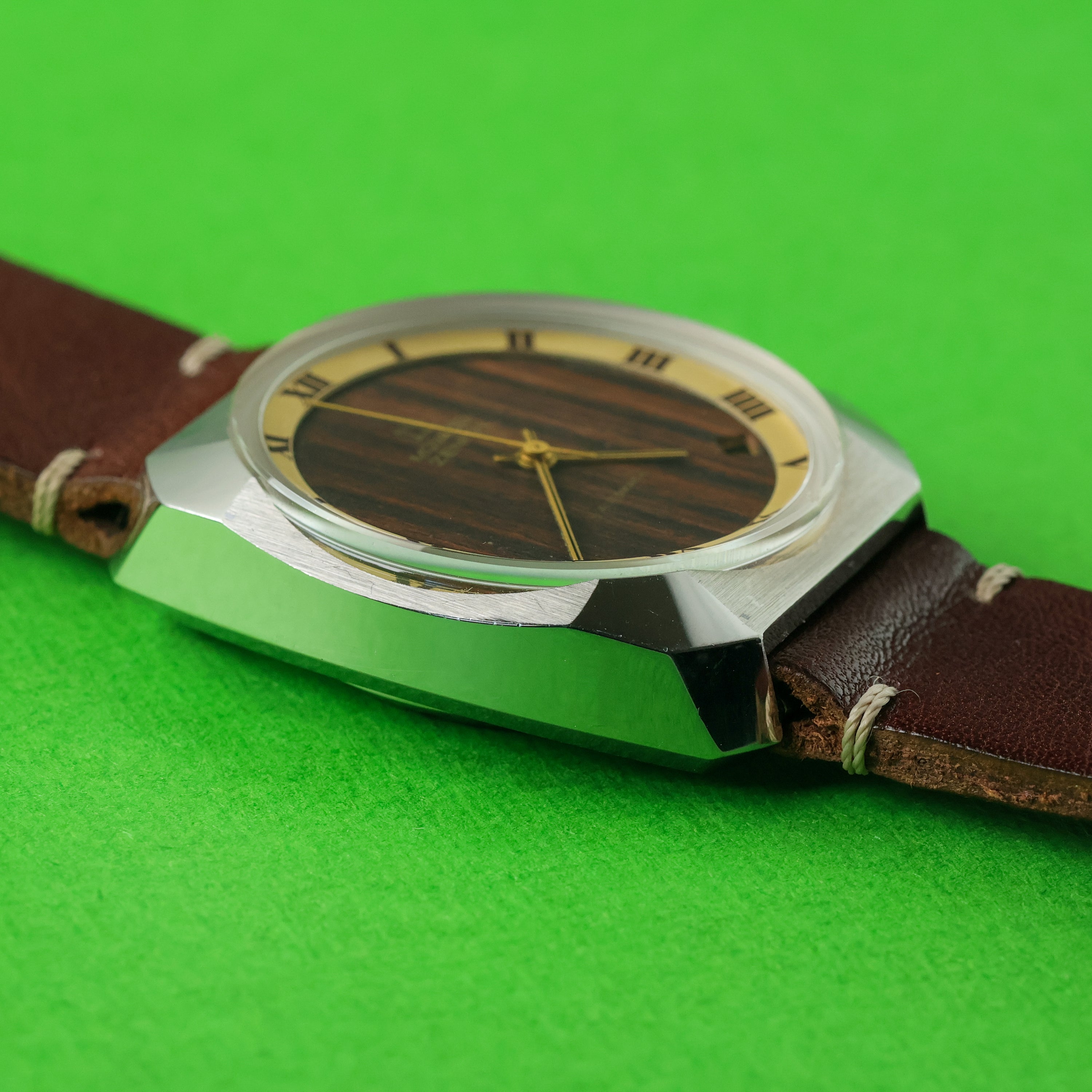 Movado Zenith 'Surf' Ref. 01-0060-280 Wood Dial