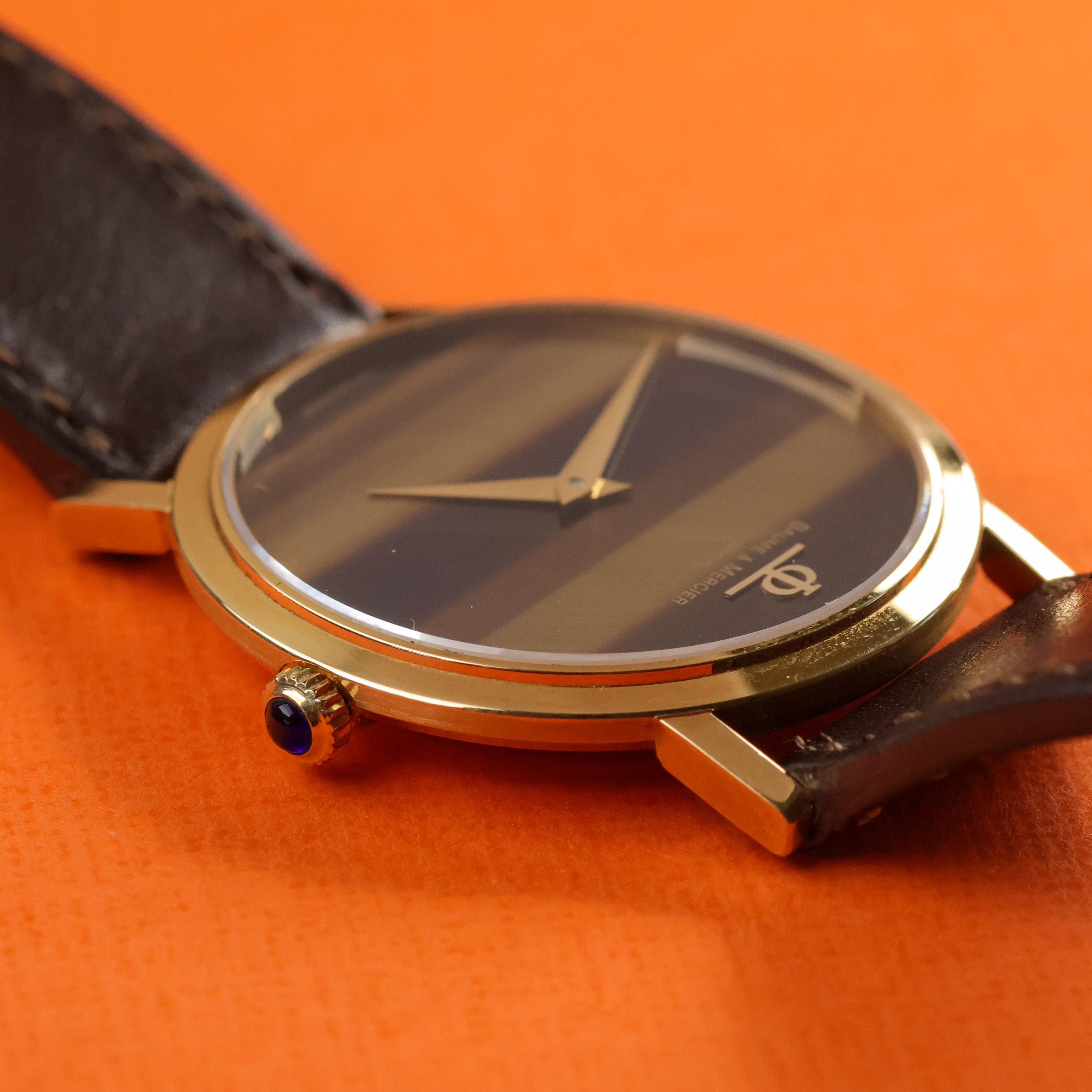 Baume & Mercier Ref. 35130 18K Yellow Gold "Tigereye" Dial