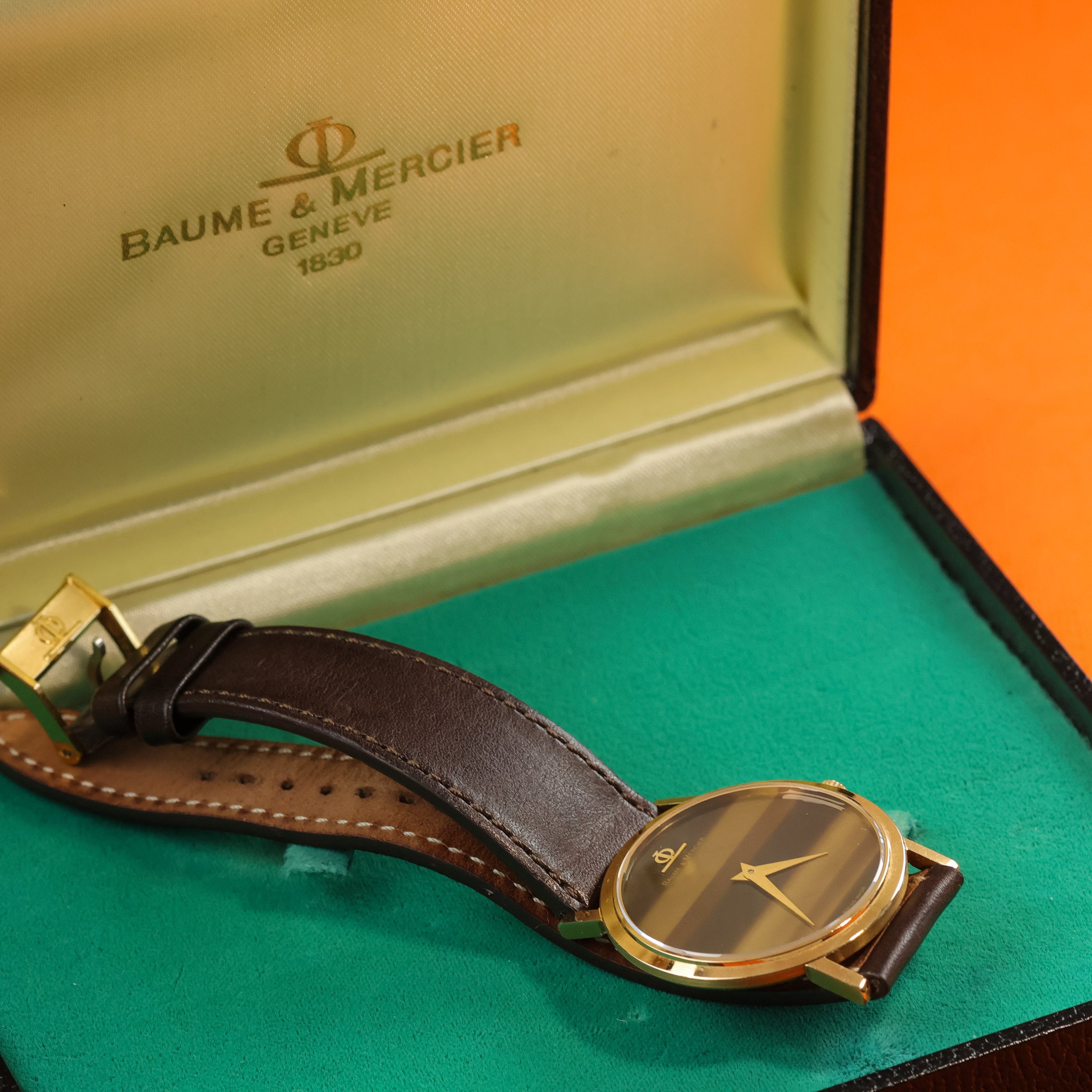 Baume & Mercier Ref. 35130 18K Yellow Gold "Tigereye" Dial