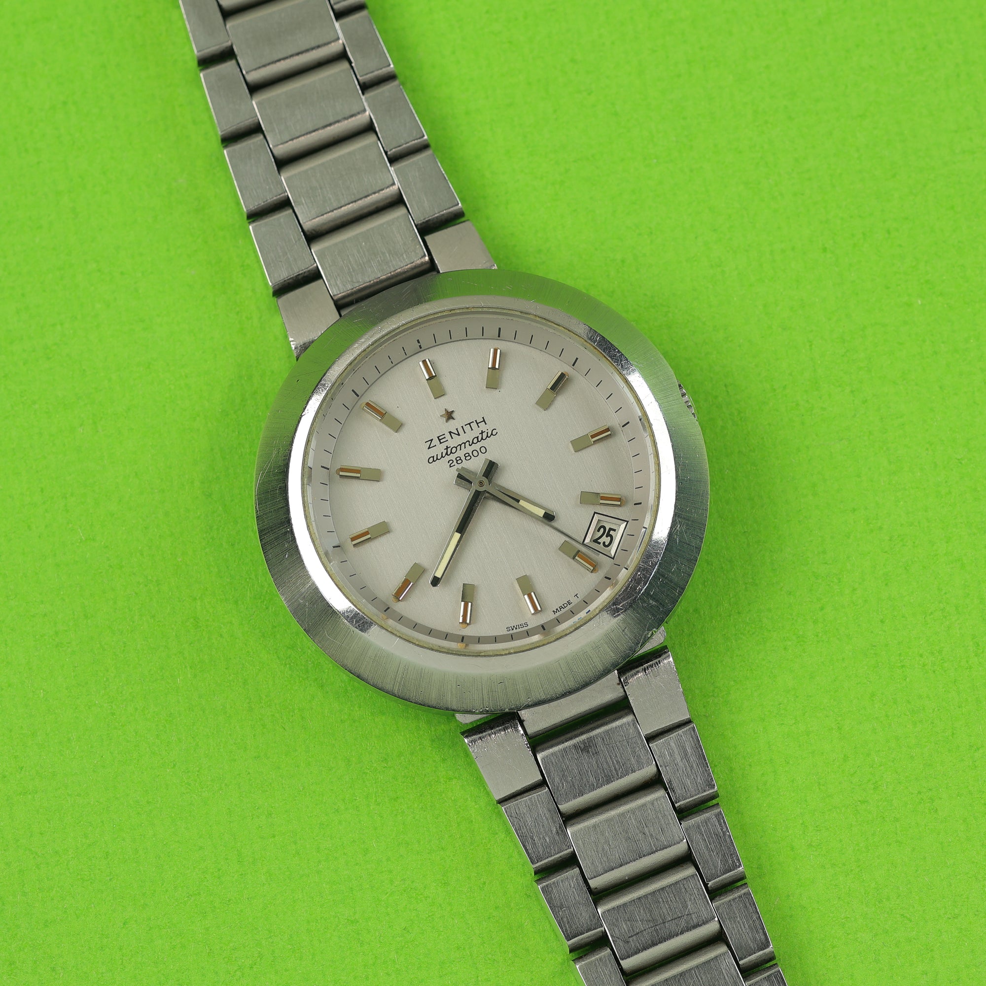 Zenith Ref. 01-1200-029 'UFO' Brushed Silver Dial