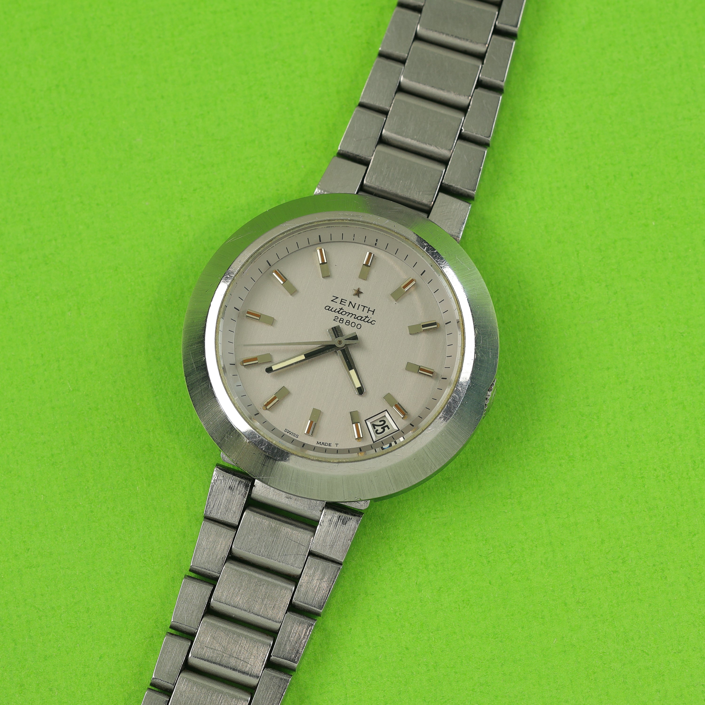 Zenith Ref. 01-1200-029 'UFO' Brushed Silver Dial