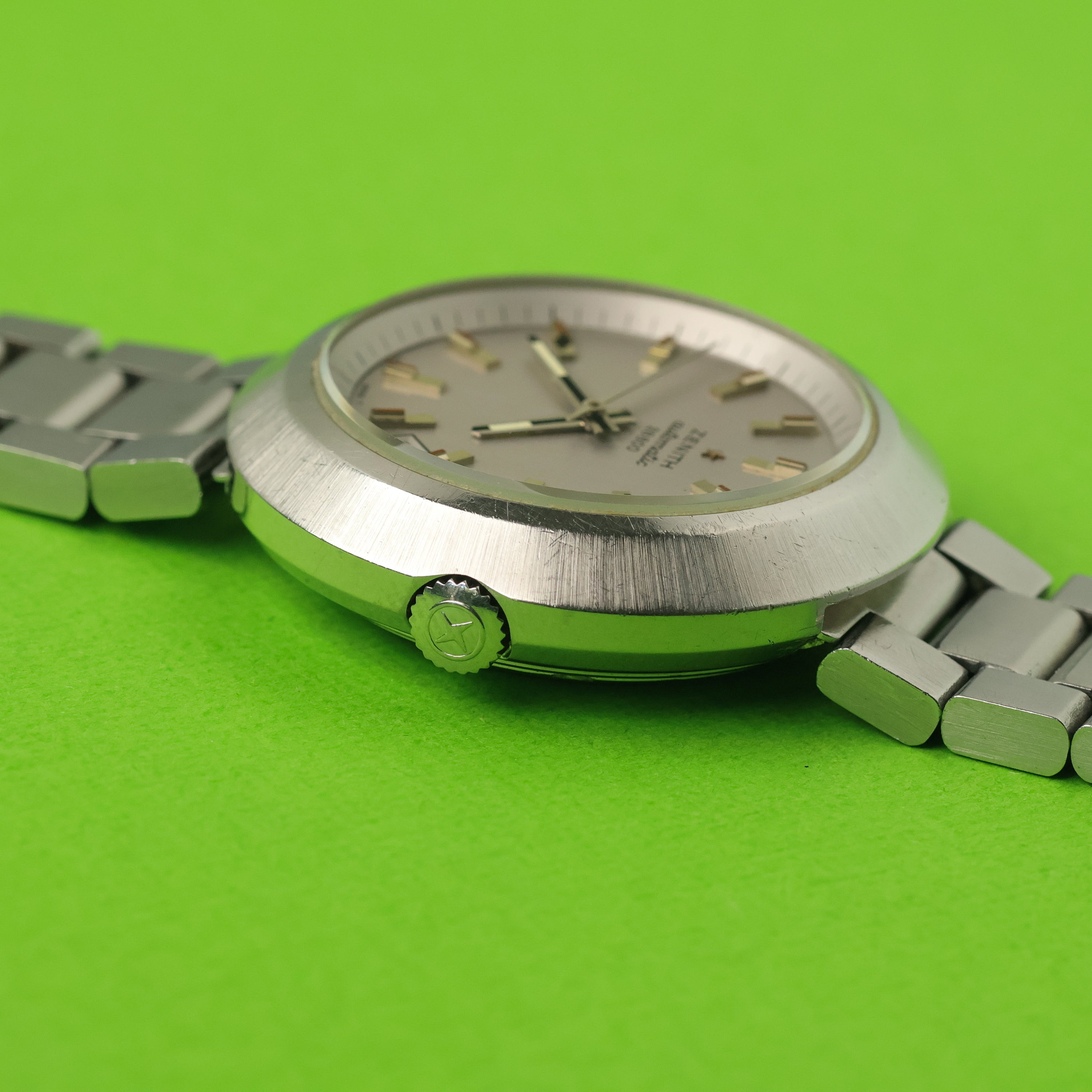 Zenith Ref. 01-1200-029 'UFO' Brushed Silver Dial