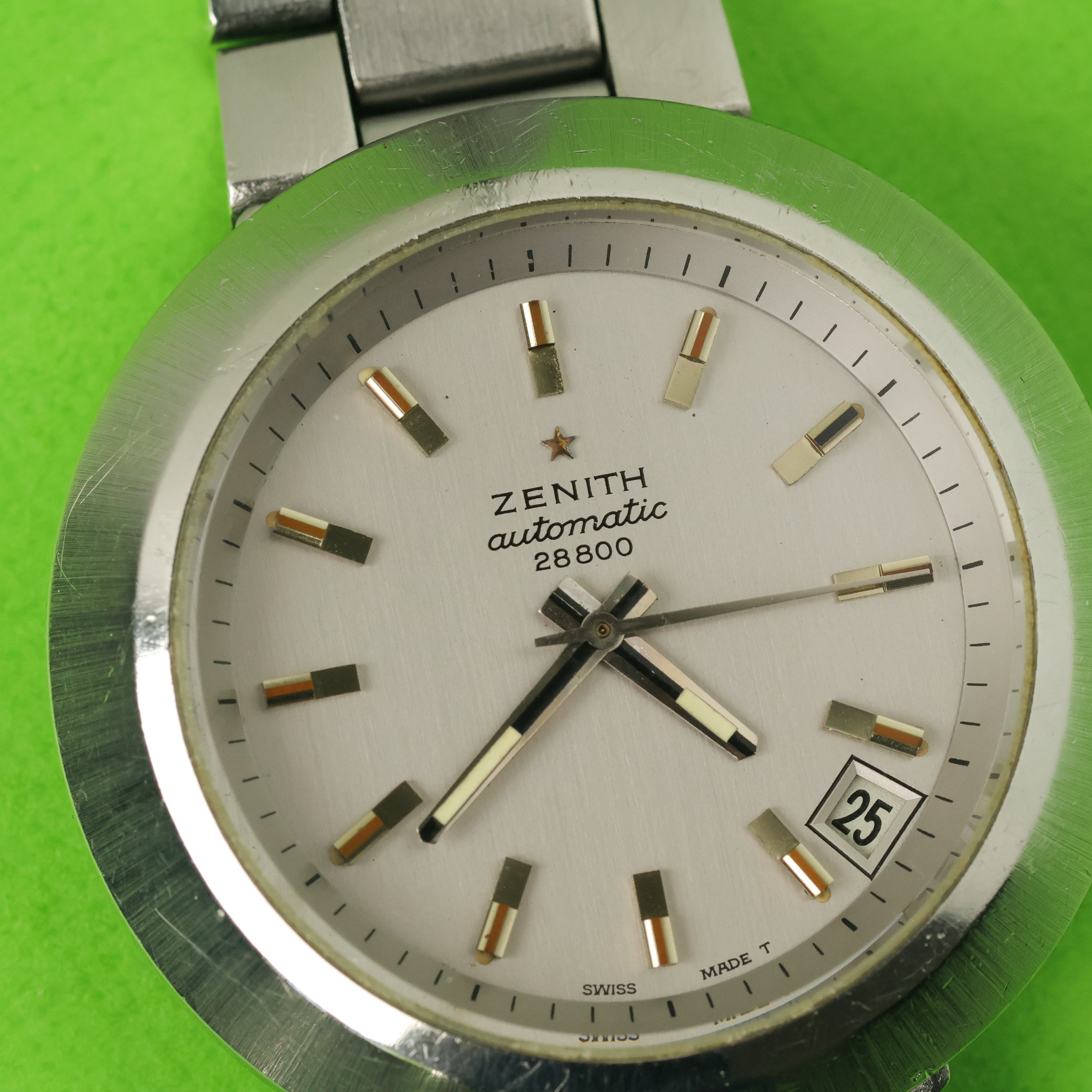 Zenith Ref. 01-1200-029 'UFO' Brushed Silver Dial