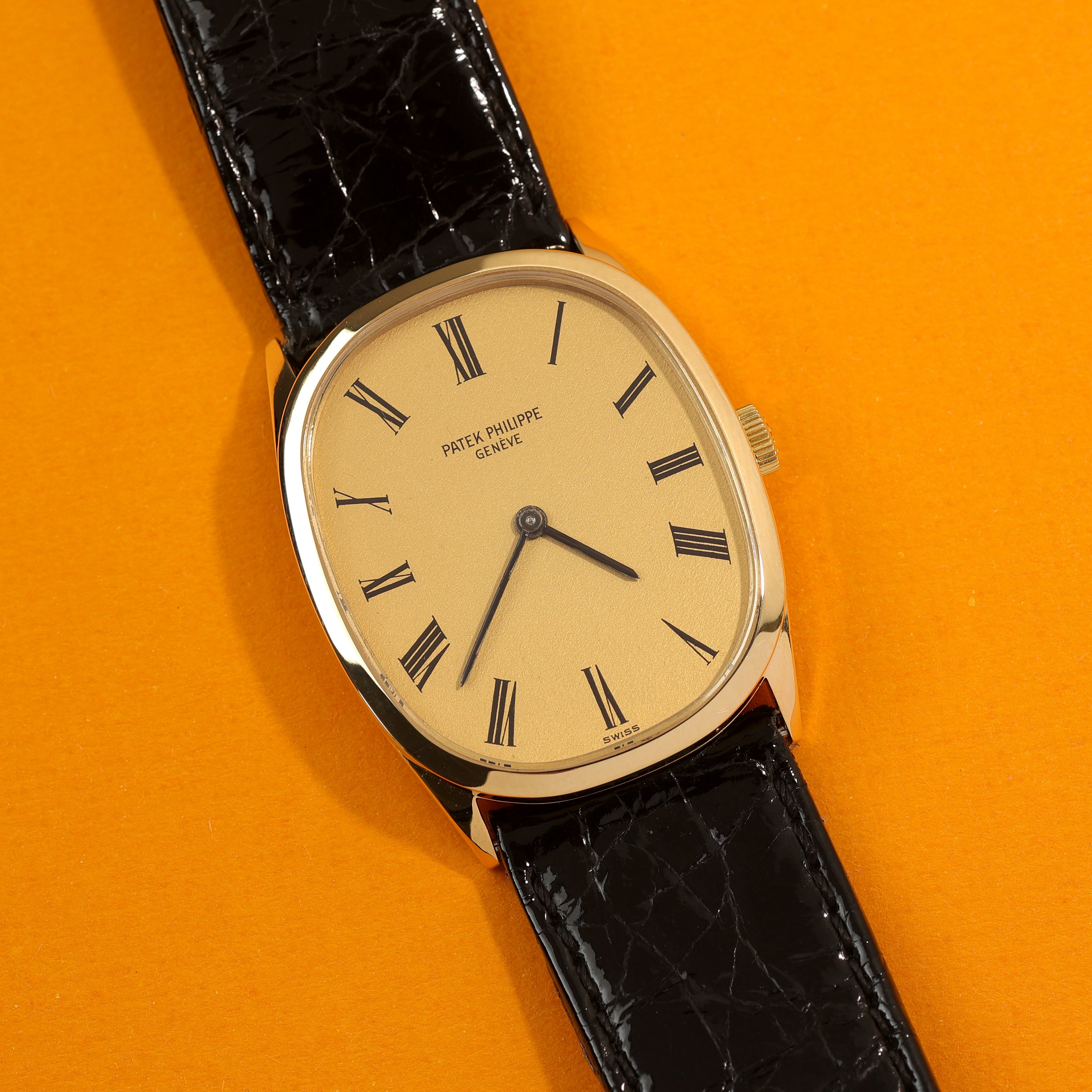 Patek Philippe Ellipse Ref. 3546 18K Yellow Gold Box and Papers