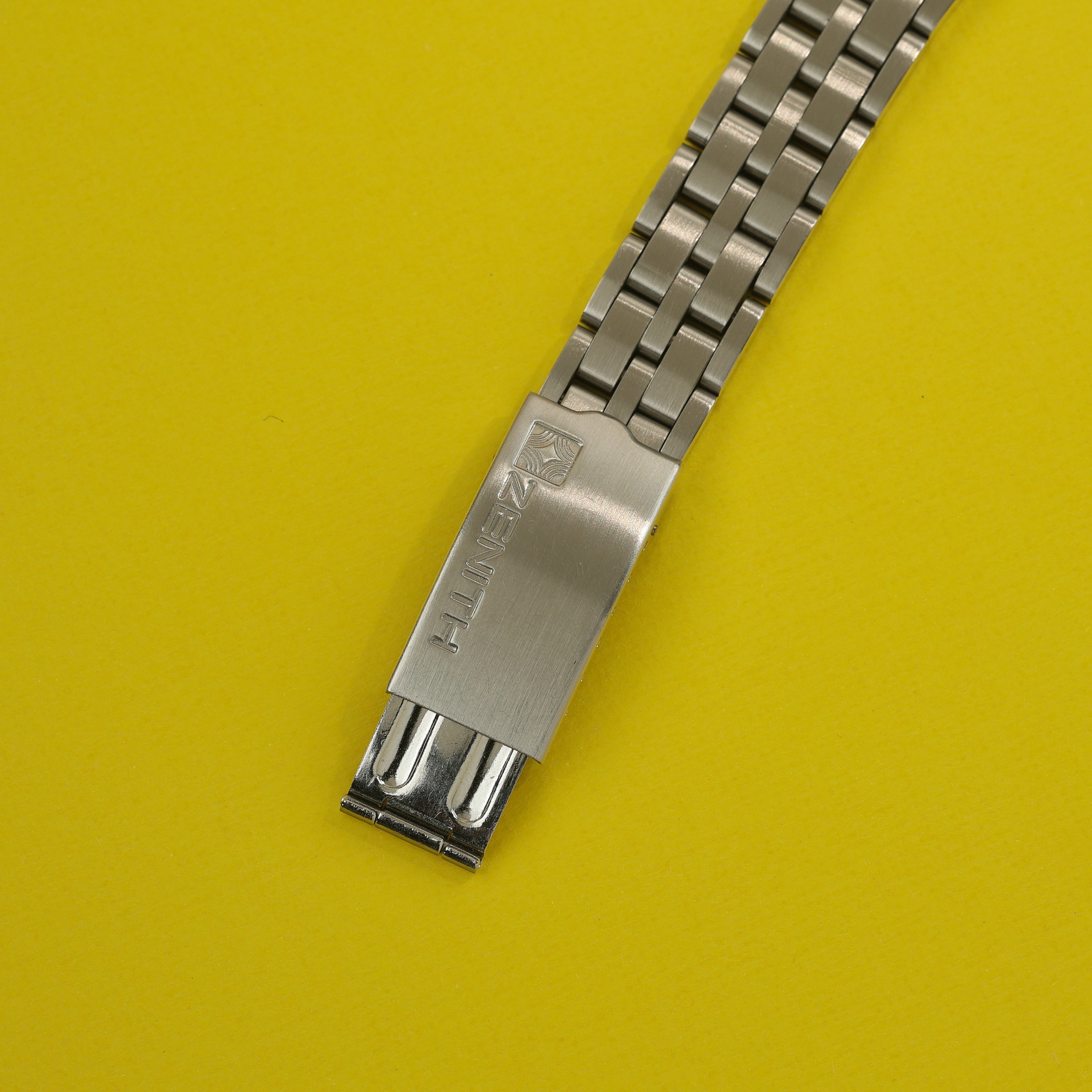 Zenith Movado Cal. 10.1 Microrotor Silver Dial