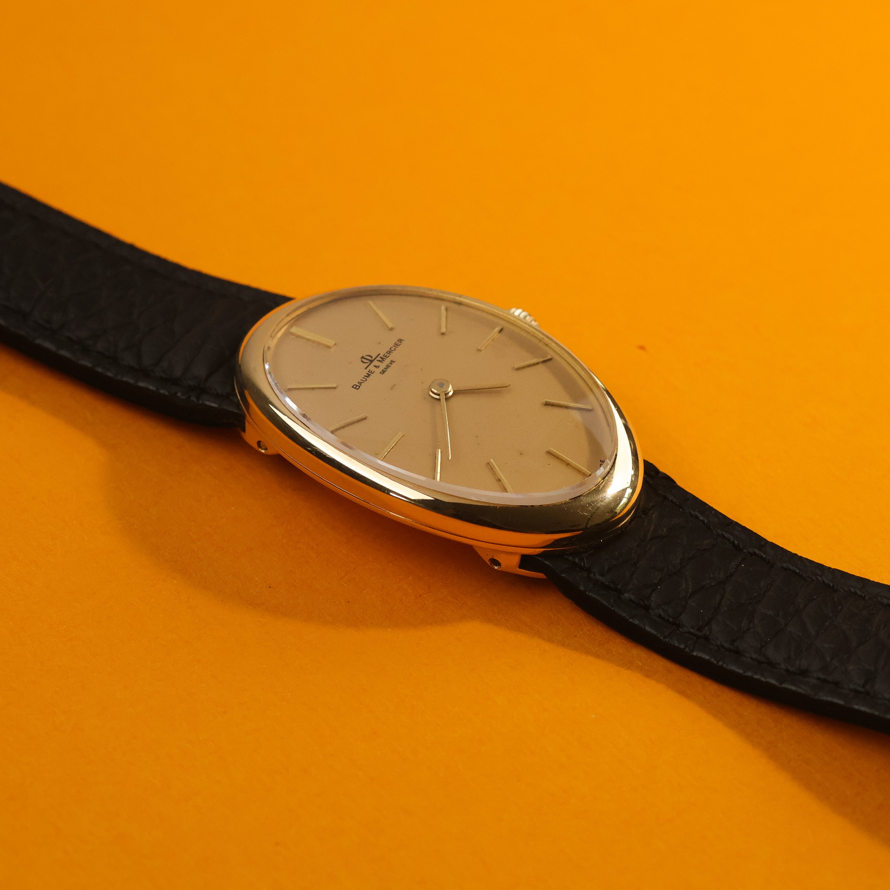 Baume & Mercier 'Baignoire' Ref. 37055 in 18K Yellow Gold
