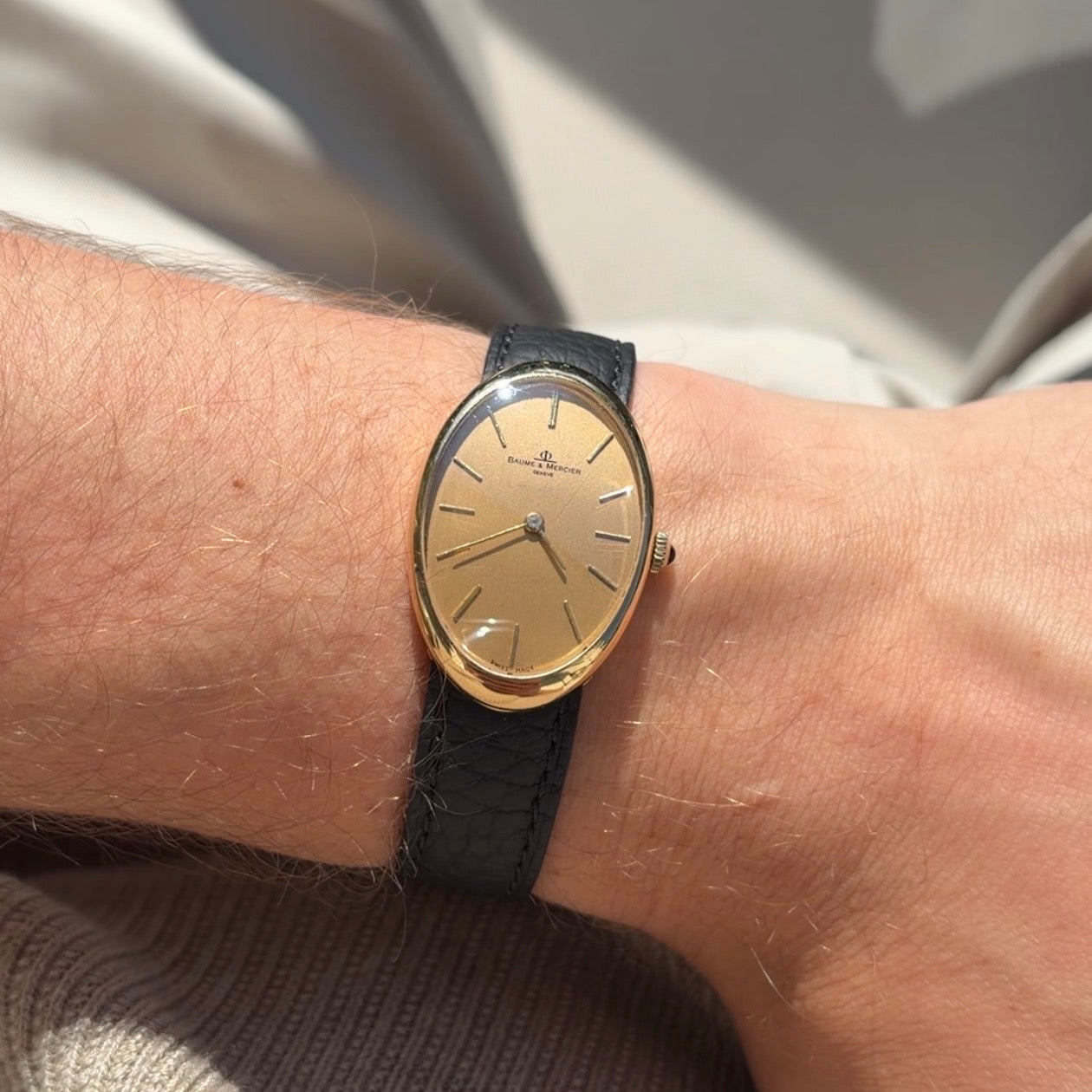 Baume & Mercier 'Baignoire' Ref. 37055 in 18K Yellow Gold
