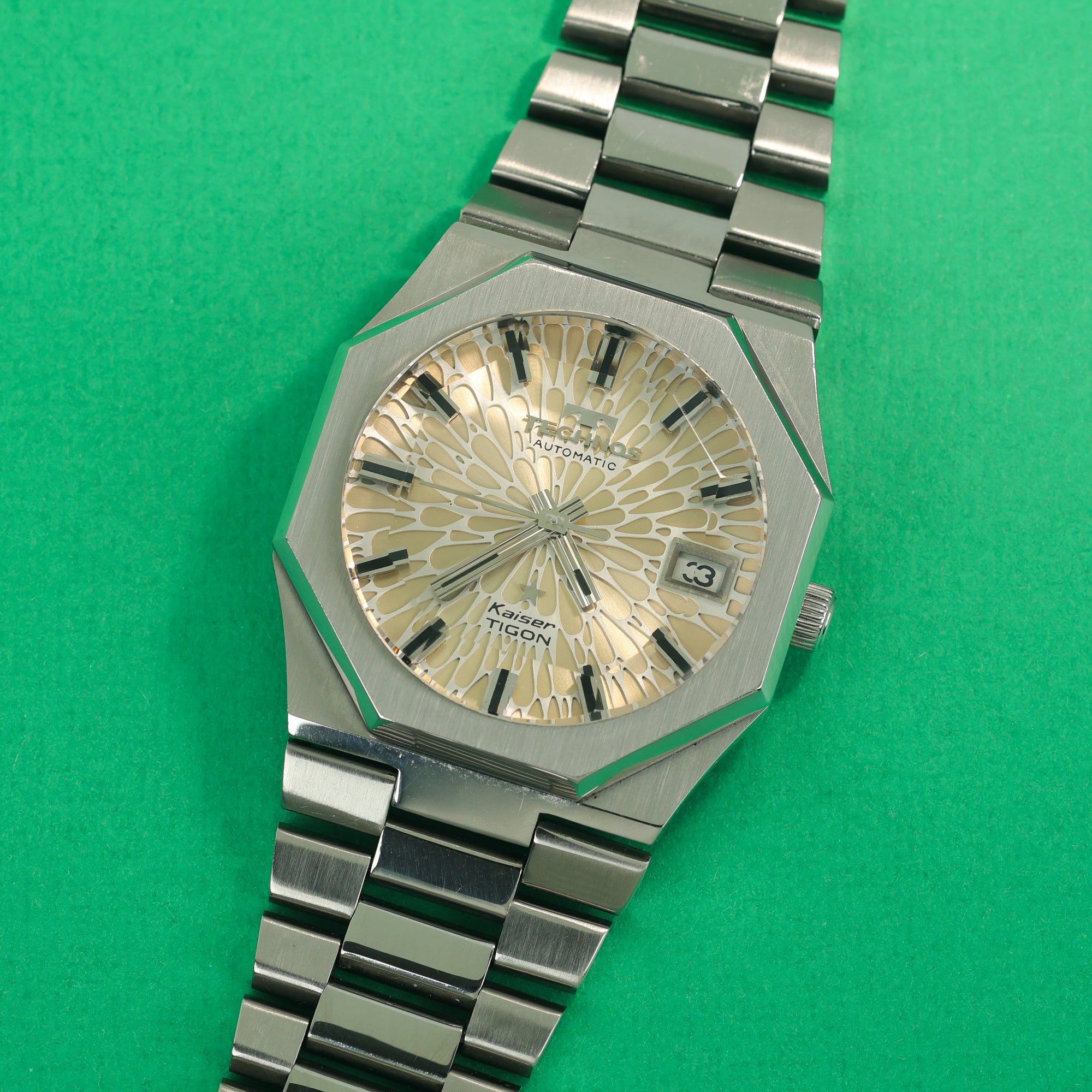 Technos Kaiser Tigon Automatic Cream 'Kaleidoscope' Dial