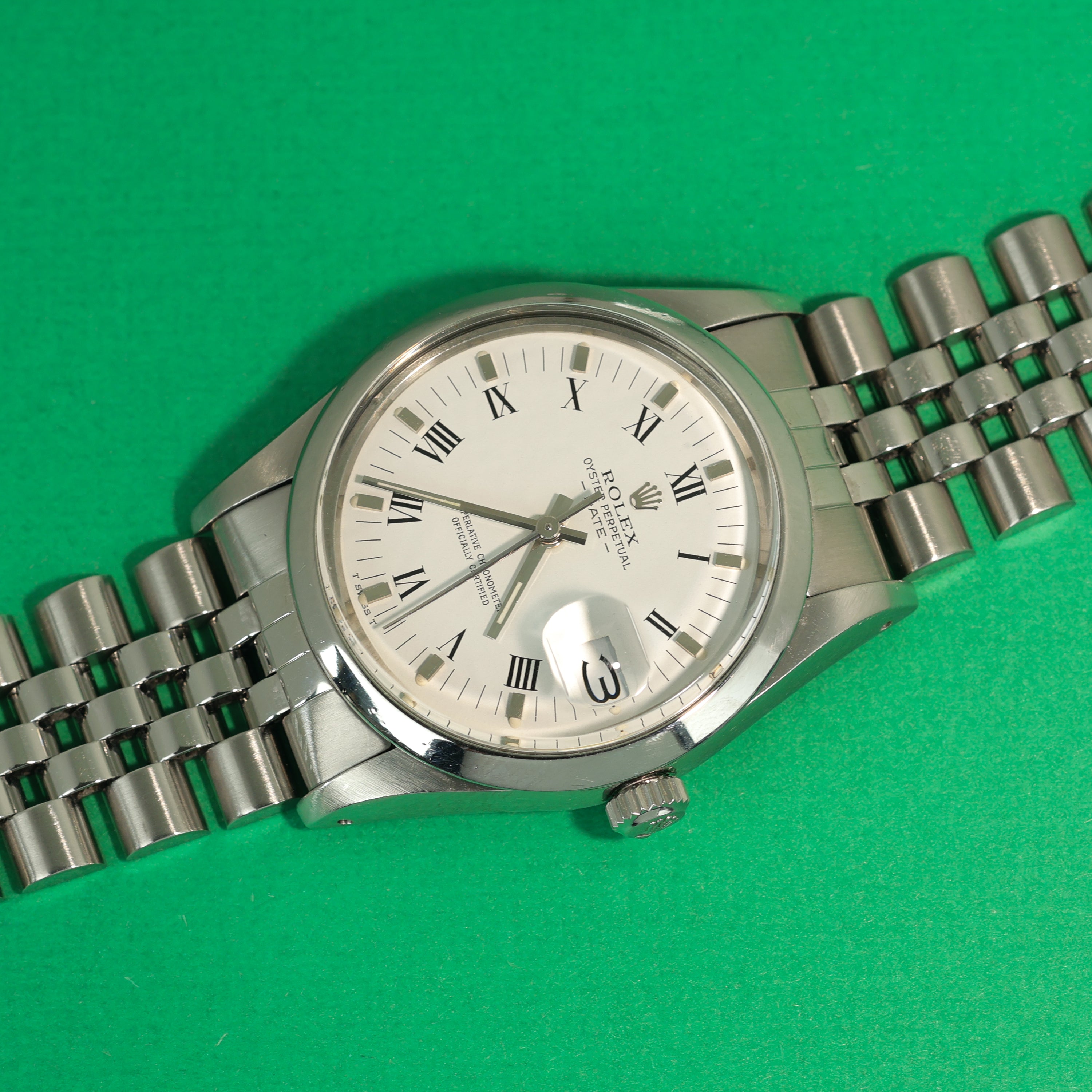 Rolex Oyster Perpetual Date Ref. 15000 White Roman Dial