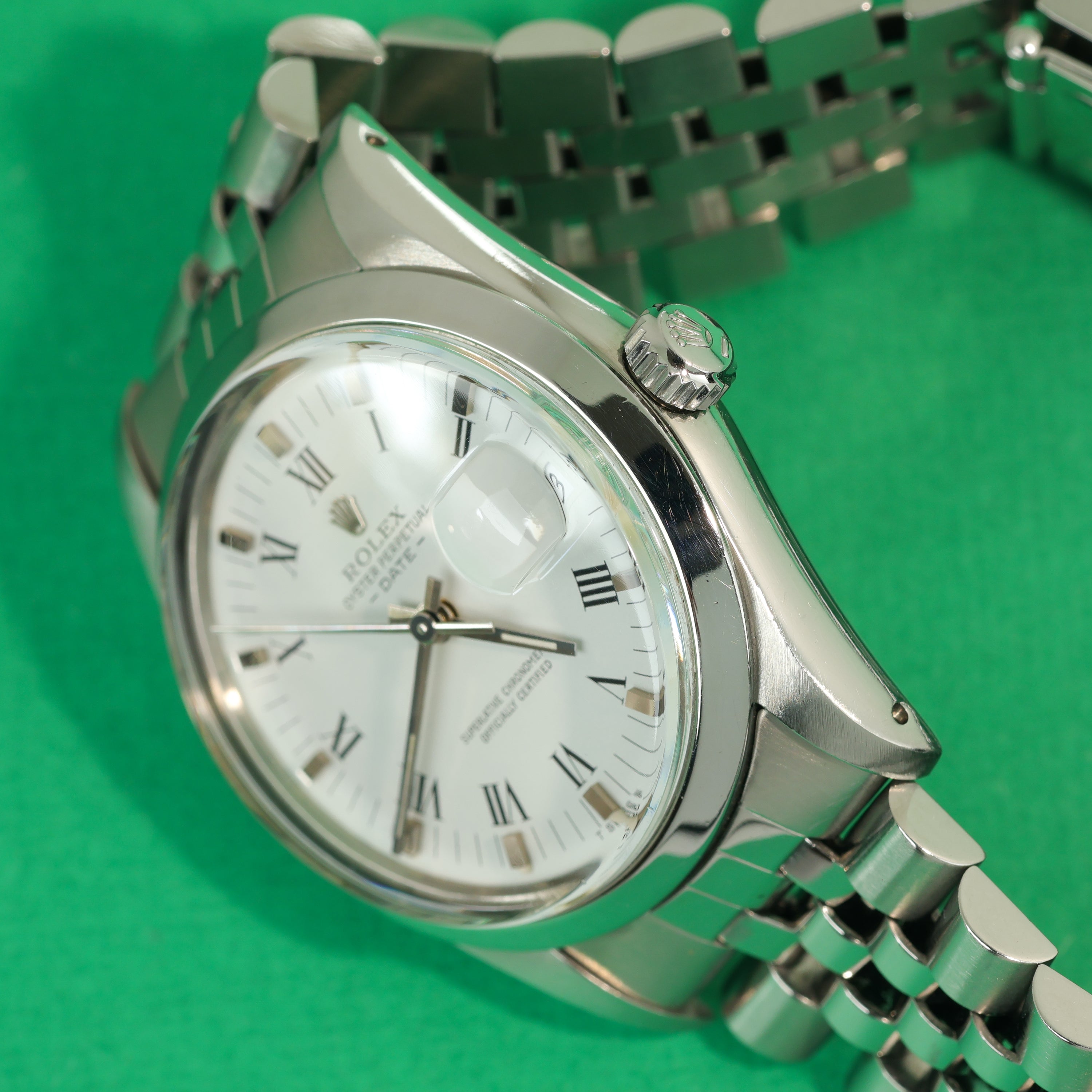Rolex Oyster Perpetual Date Ref. 15000 White Roman Dial