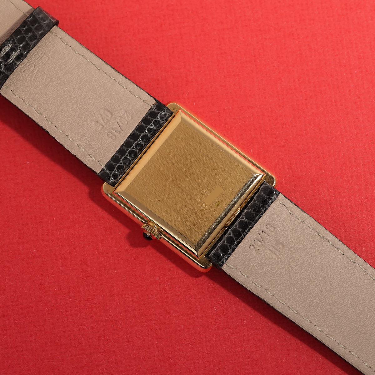 Baume & Mercier Squared Ref. 37236 18K Yellow Gold