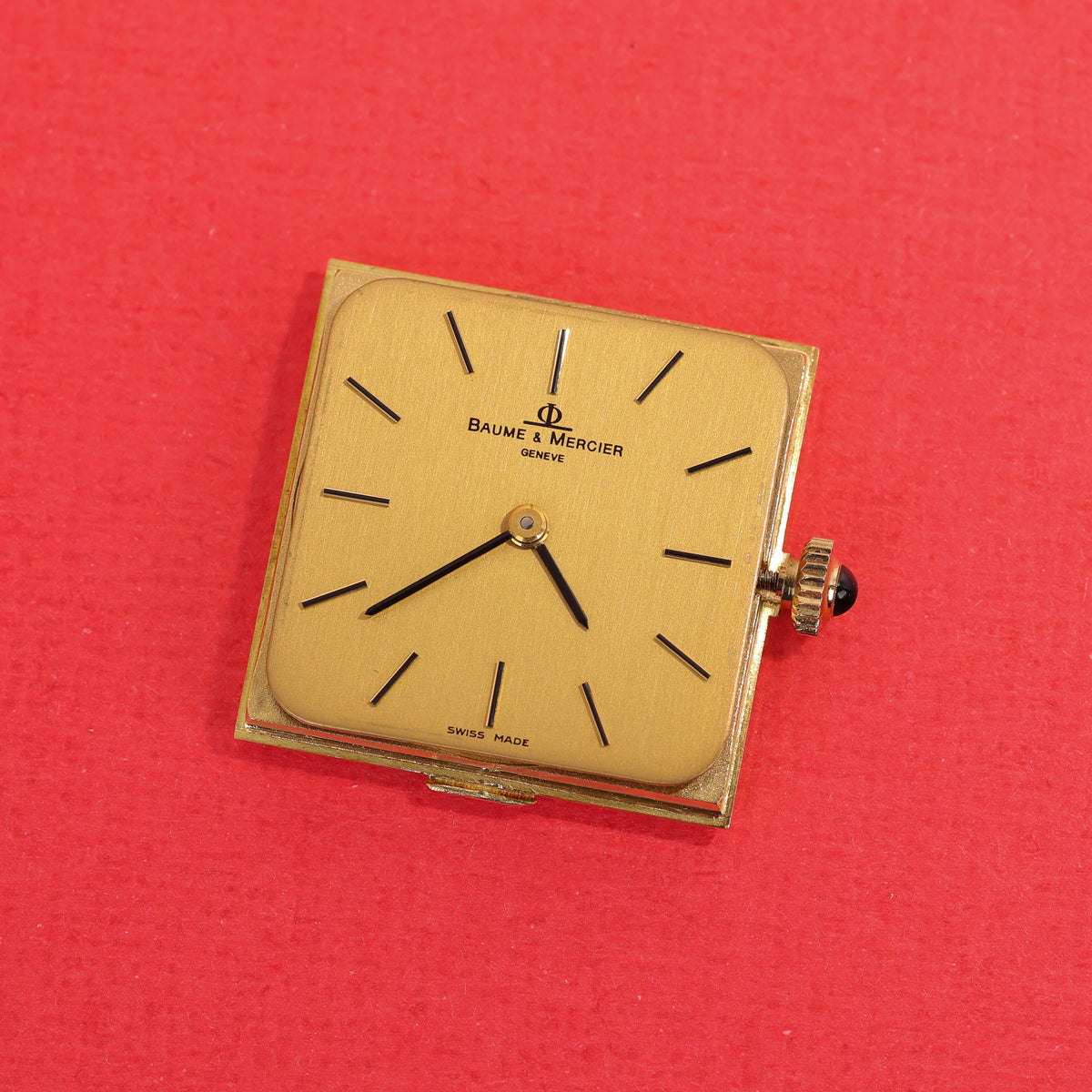 Baume & Mercier Squared Ref. 37236 18K Yellow Gold