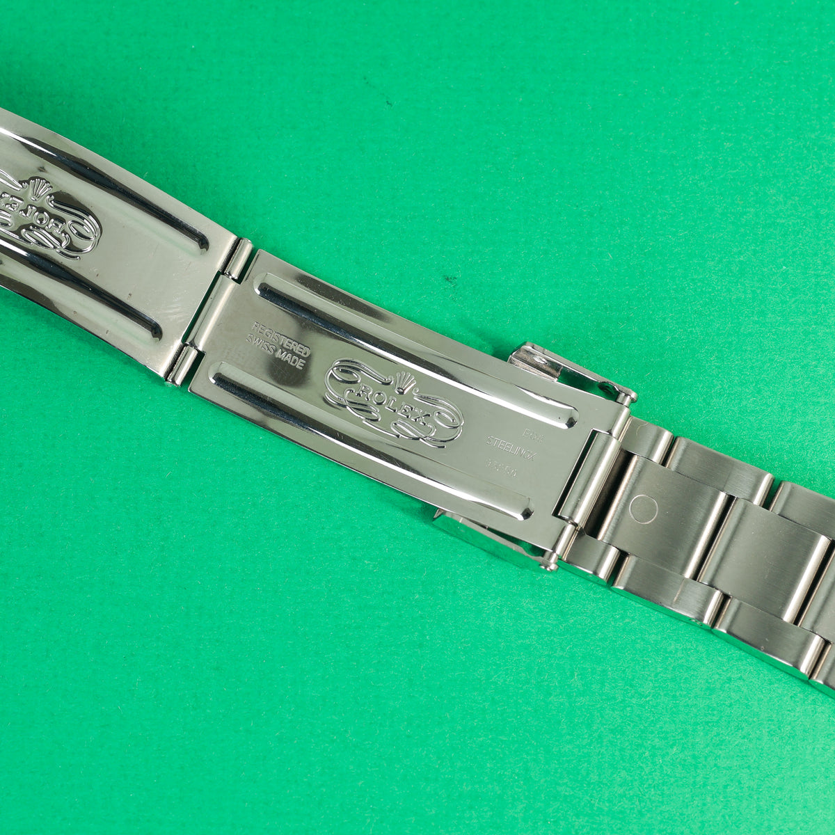 Rolex Submariner Ref. 16610LV 'Kermit' Box and Papers