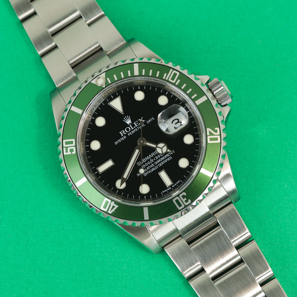 Rolex Submariner Ref. 16610LV 'Kermit' Box and Papers