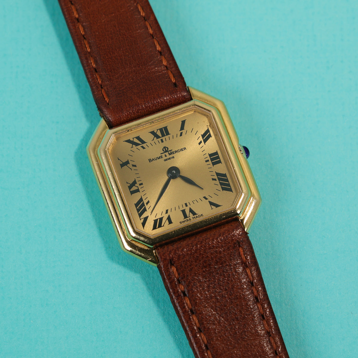 Baume & Mercier 'Ceinture' Ref. 38259 18K Yellow Gold Small Champagne