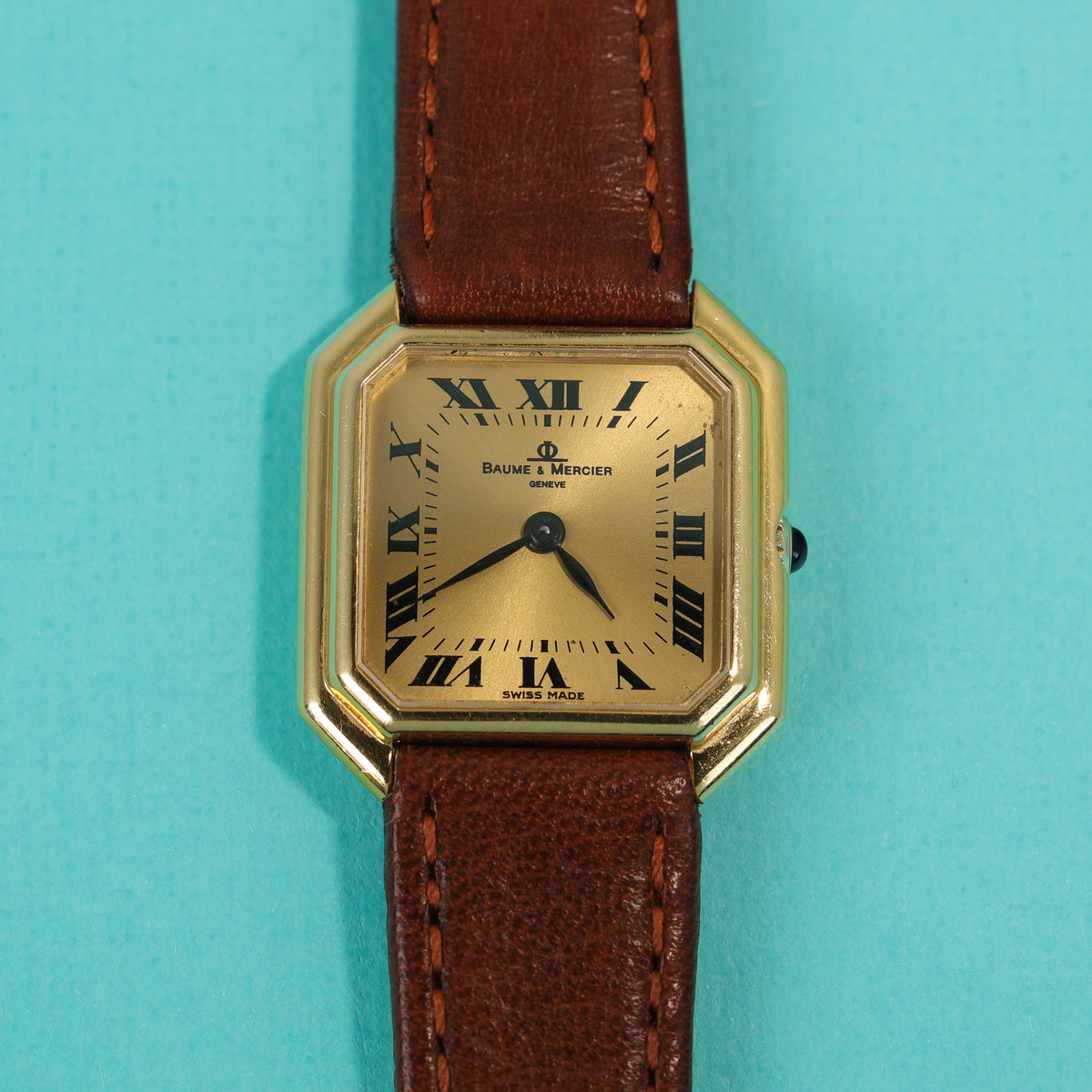 Baume & Mercier 'Ceinture' Ref. 38259 18K Yellow Gold Small Champagne