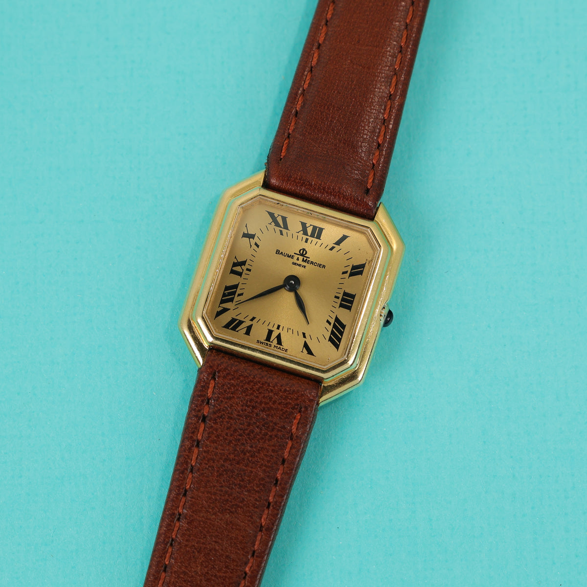 Baume & Mercier 'Ceinture' Ref. 38259 18K Yellow Gold Small Champagne