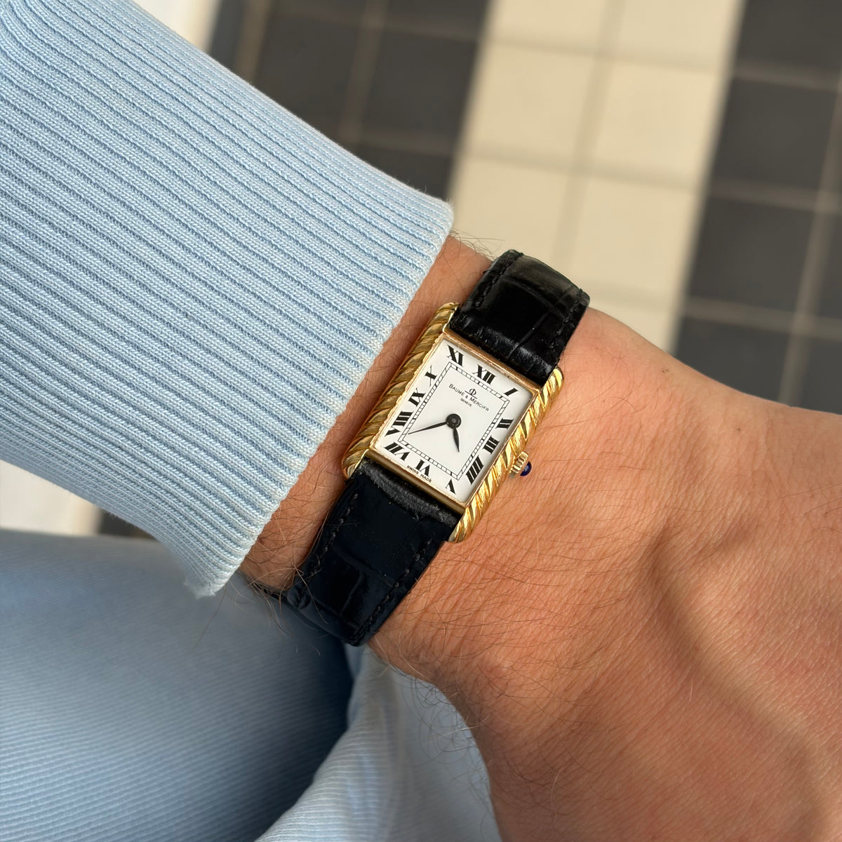 Baume & Mercier Ref. 38307 Tank Style 'Twisted' 18K Yellow Gold